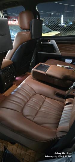 تويوتا لاندكروزر